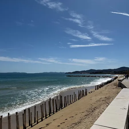 Apartment Superbe T2 A 10 Min De La Mer, Piscine, Climatisation, Parking Le Lavandou